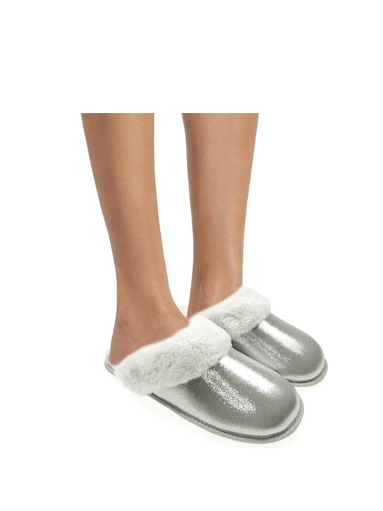 Mommy & Me Women's Silver Metallic Faux Fur Clog Slippers - Picture 7 of 9